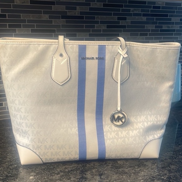 MICHAEL KORS EVA GRCIN BL MLT LG TOTE - Picture 3 of 11